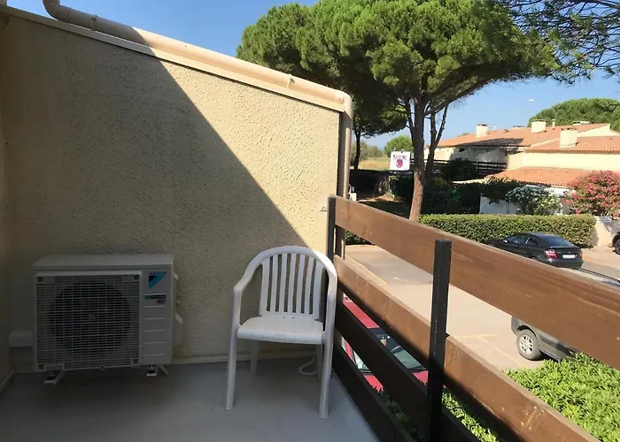 Clim Et Parking - Entree Quartier Naturiste * アグド